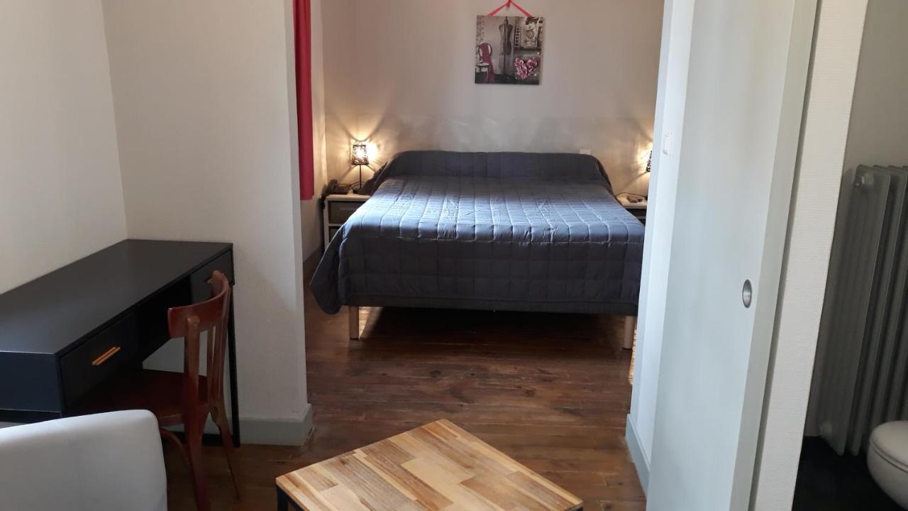 Le Relais de Boralde Hotel Espalion Buitenkant foto