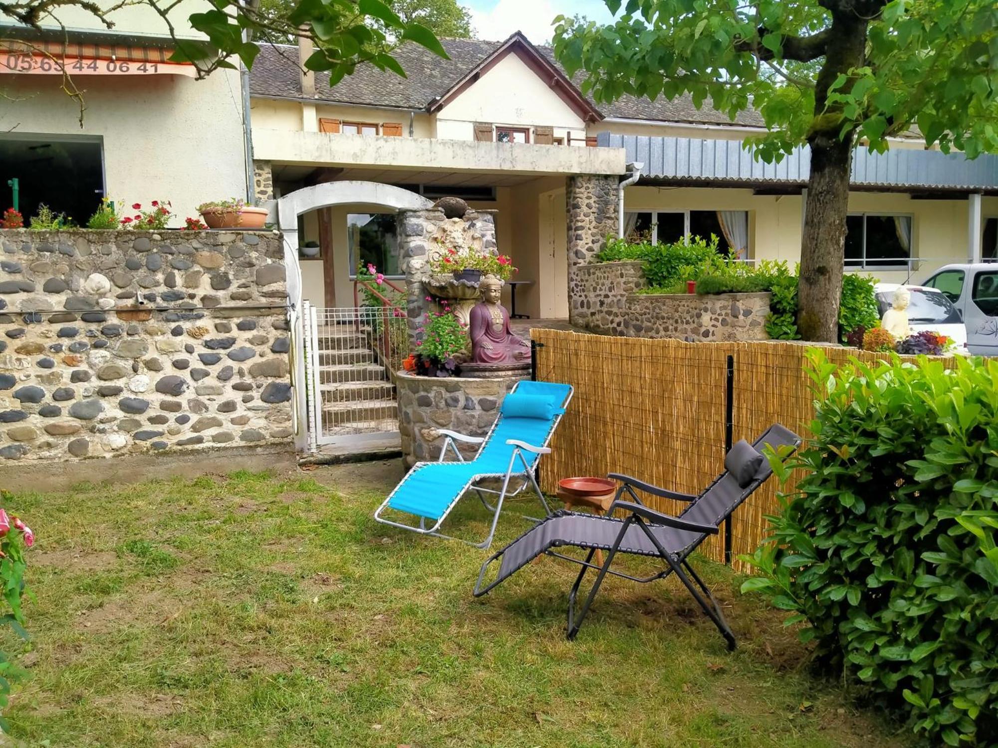 Le Relais de Boralde Hotel Espalion Buitenkant foto