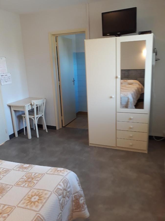 Le Relais de Boralde Hotel Espalion Buitenkant foto