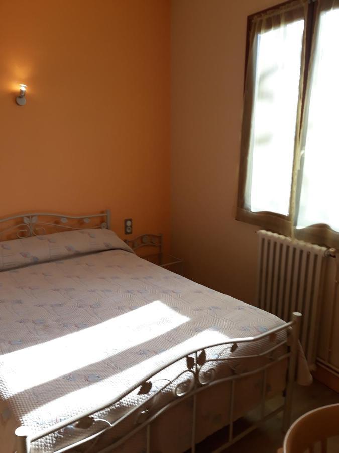 Le Relais de Boralde Hotel Espalion Buitenkant foto